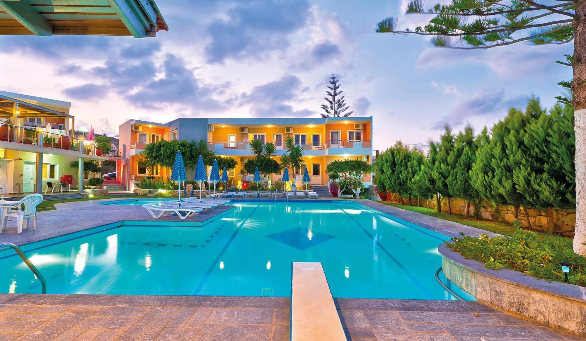 Lia Beachfront Apartments Stalos Exterior photo