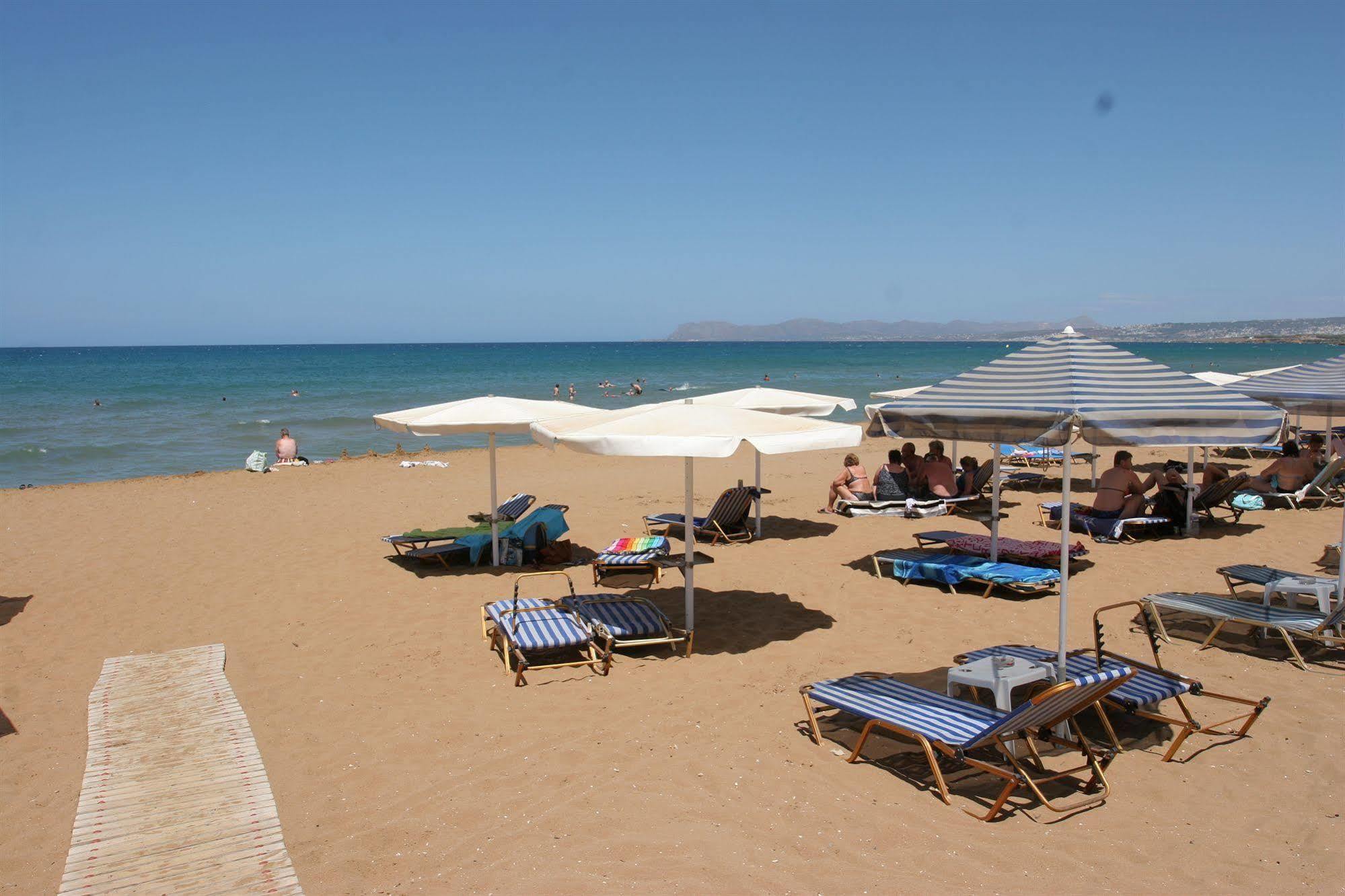 Lia Beachfront Apartments Stalos Exterior photo